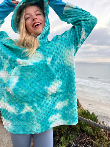TURQUOISE TIE DYE